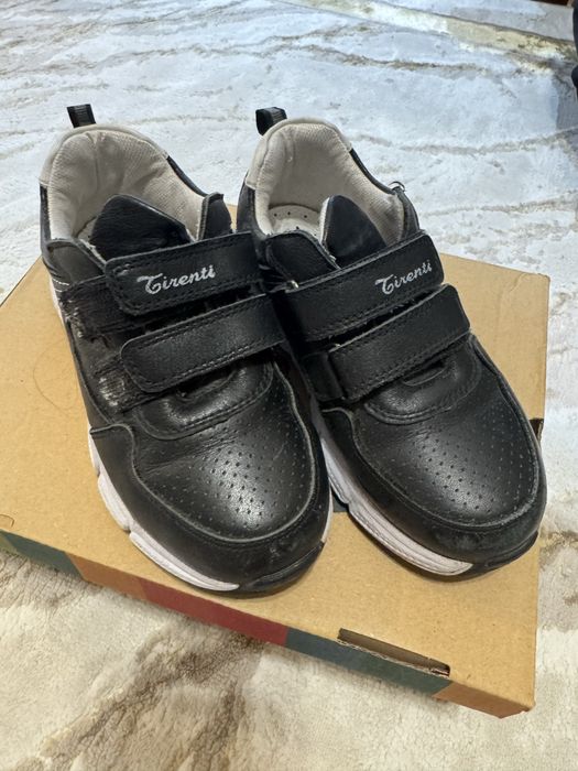 Кроссовки кожа. Турция