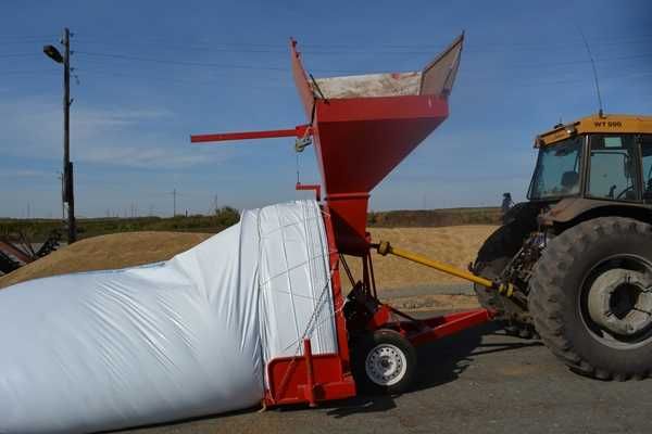 Зерно-упаковочная машина