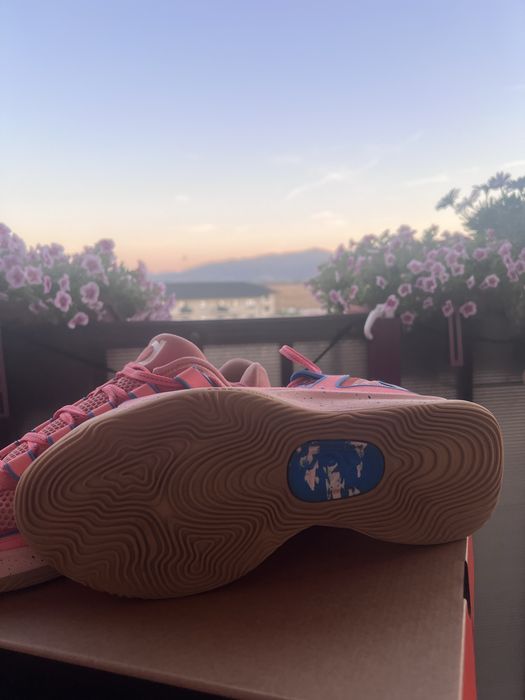 KD 18 stare foarte buna plus am si cutia originala (prețul este negociabil )