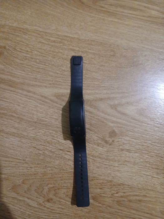 Продаю  часы 2 шт