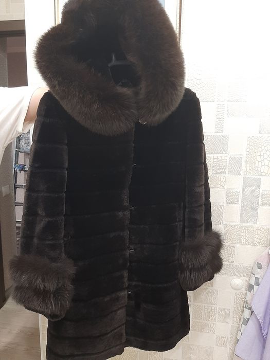 Продам натуральную шубу