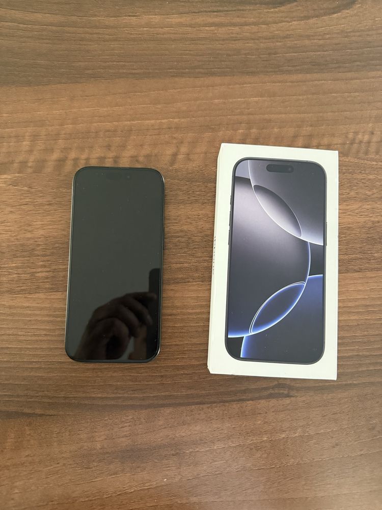 Iphone 16 pro gold 128 GB iphone 16 pro negru 256 Gb Bucuresti Sectorul