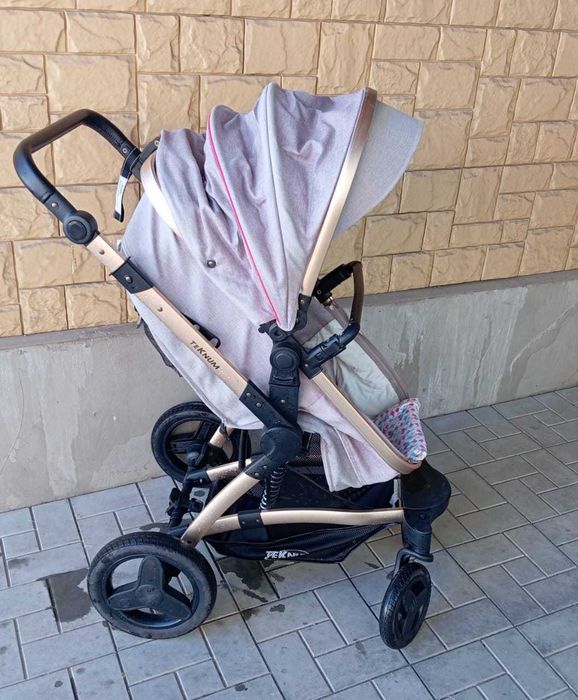 Продам комплект из коляски-трансформера и автолюльки TEKNUM