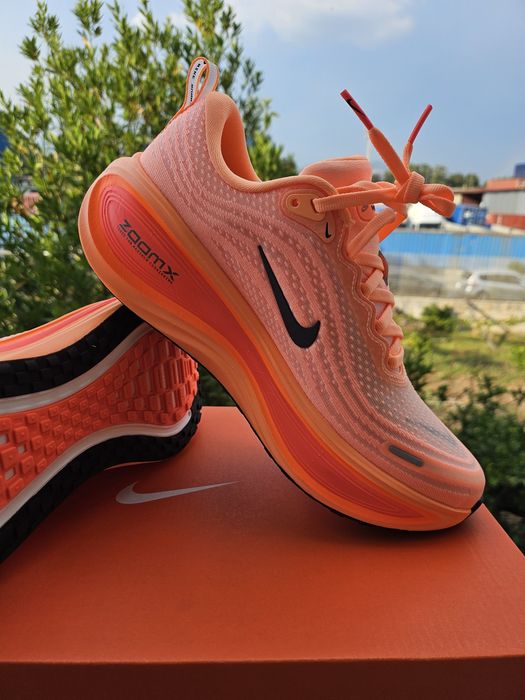 Nike Vomero Plus