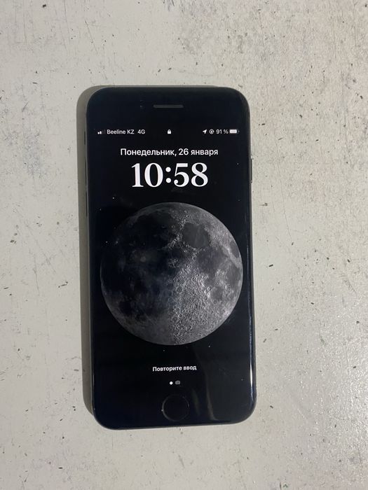 продам телефон айфон 8