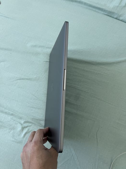 MacBook Pro 13 M1