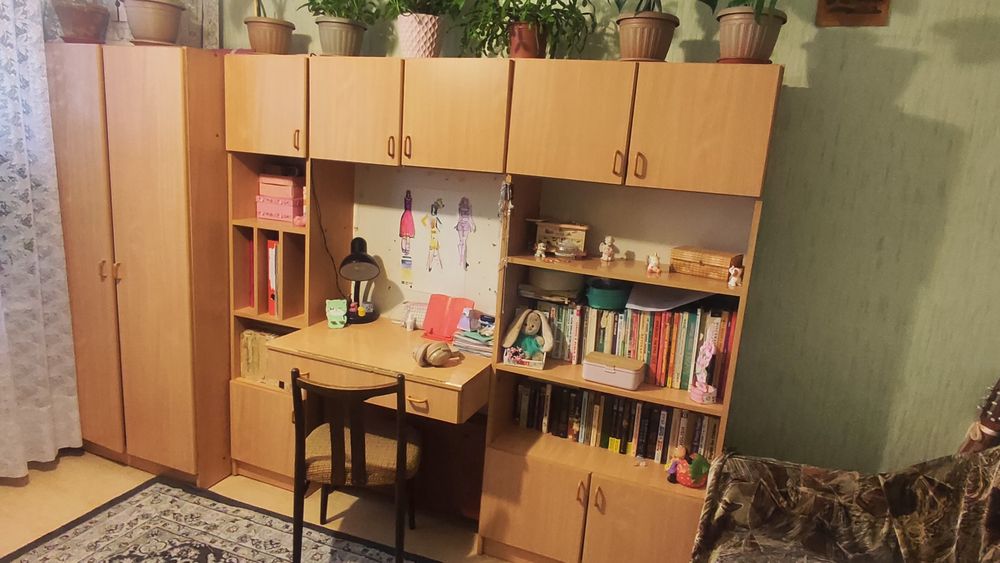 Продам детскую стенку