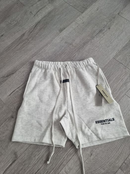 Pantaloni scurti esentials