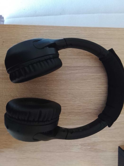 Sony блутут и Marshall кабелни слушалки