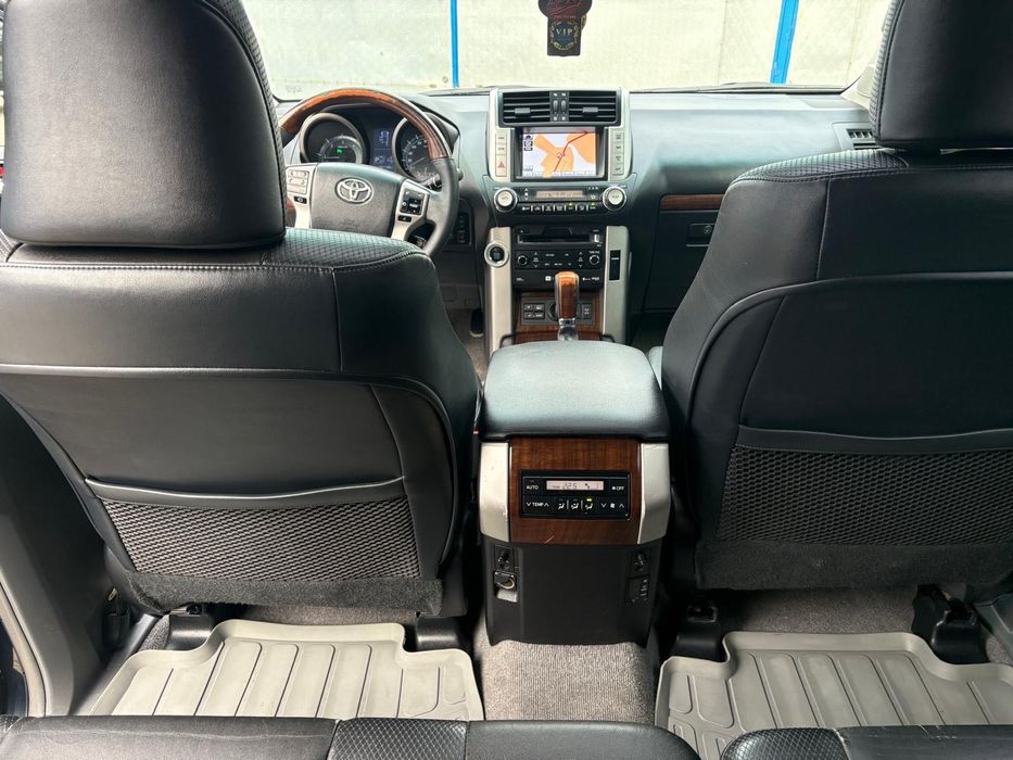 TOYOTA LAND CRUISER 3.0 D Automat 7 Locuri Full