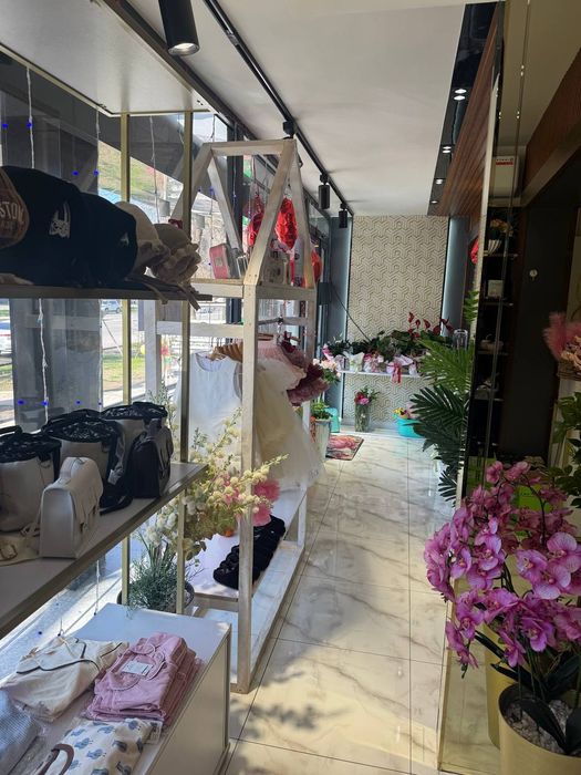 Срочно прадайутса офис лисинова первий линя