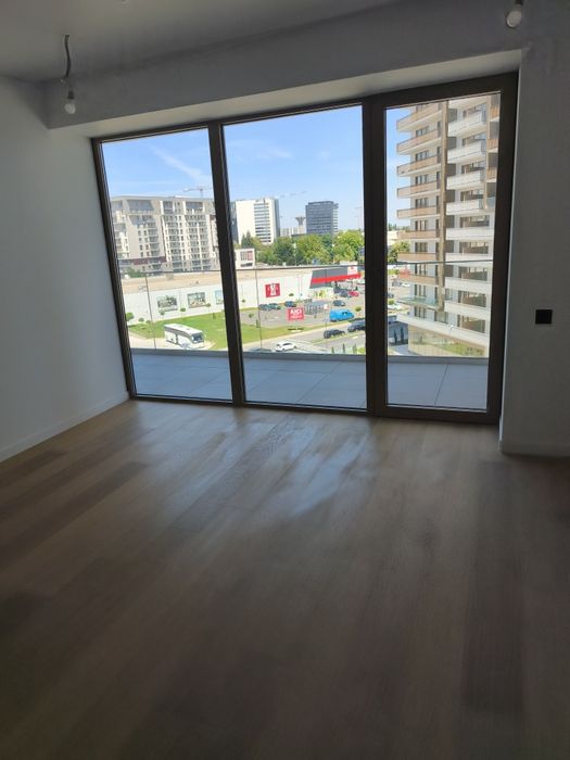 Apartament Premium de Vânzare –One High District | Etaj 5 | Terasă 15 mp | Parcare Inclusă