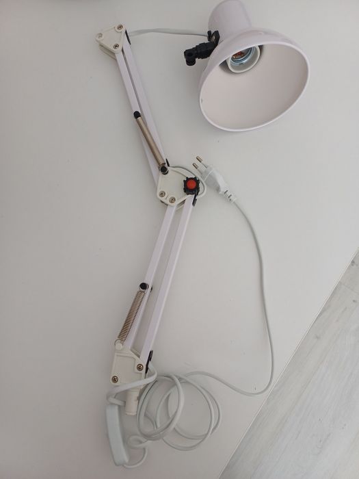 Лампа настольная