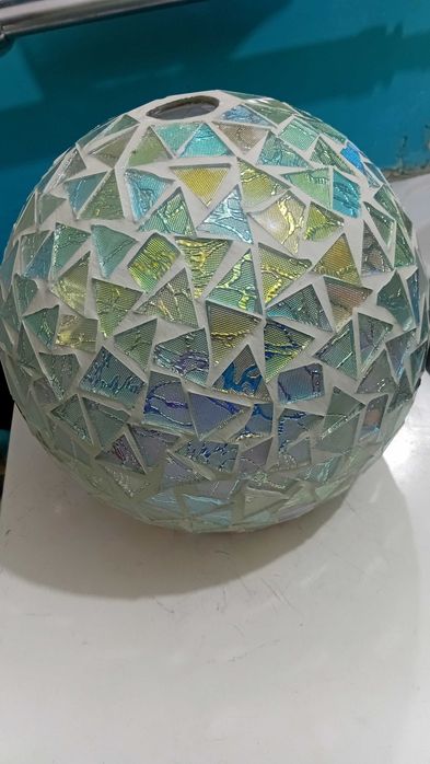 Плафон большой декоративный  ( диаметр  33см )