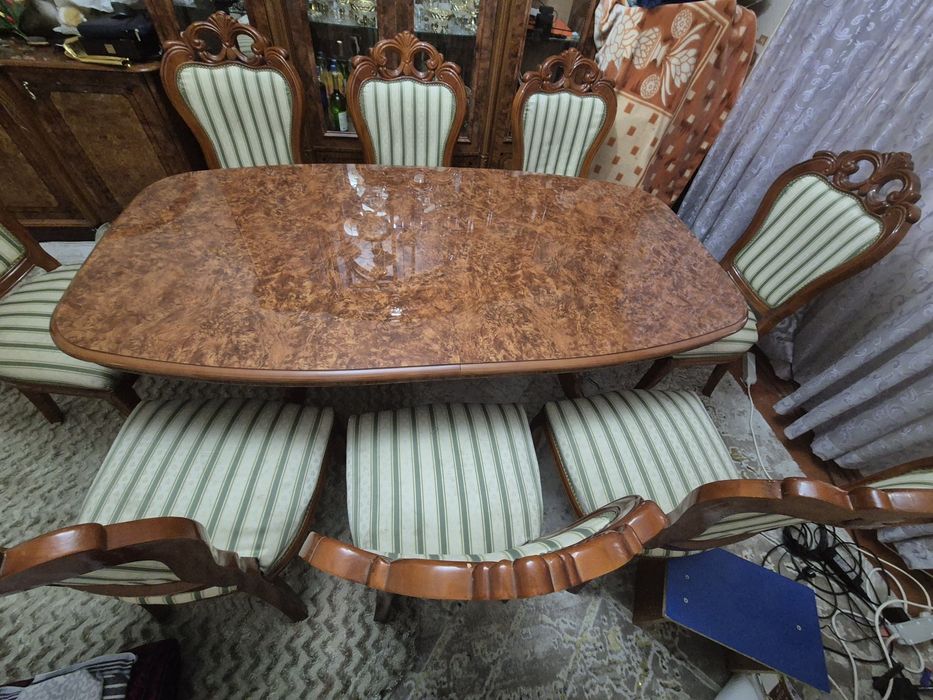 СРОЧНО ИТАЛЬЯНСКИЙ стол стул сотилади