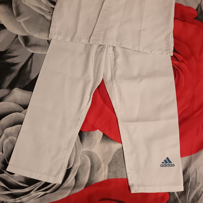 Costum dobok taekwondo lupte mărimea 120