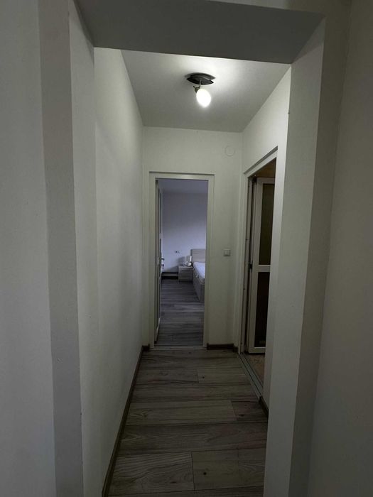 Inchiriez apartament cu 2 camere