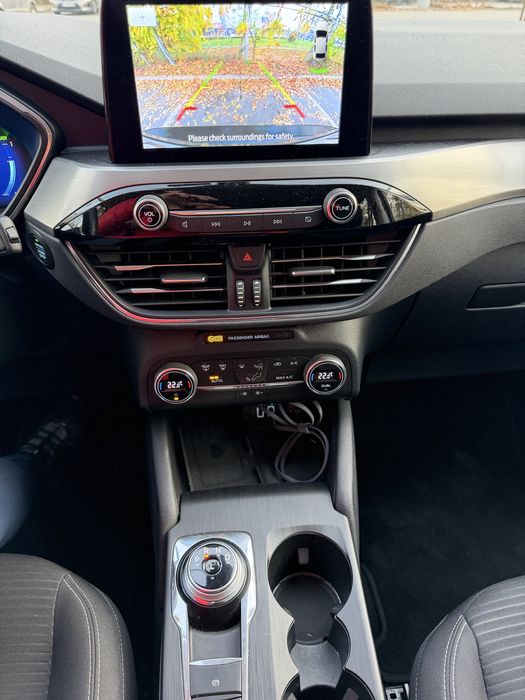 Ford Kuga Titanium Hybrid