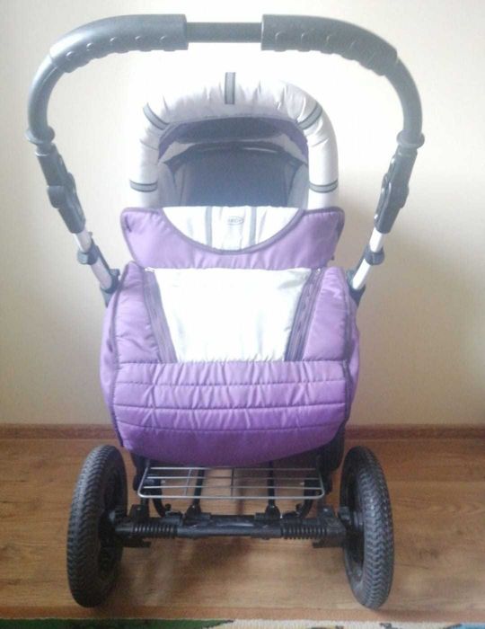 Коляска с корзиной для ребенка