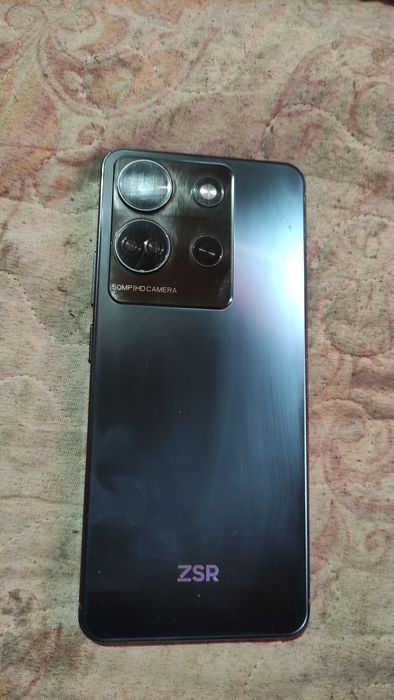Продам телефон ZSR