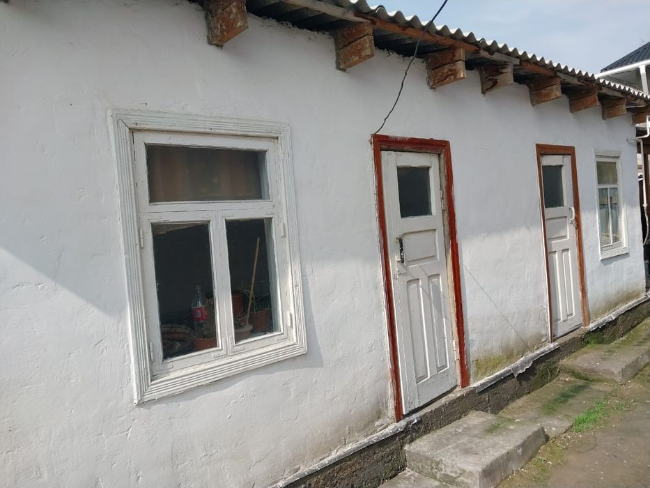 Продам дом в городе Жетысай в центре