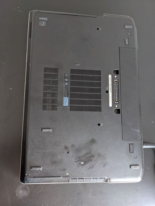 Лаптоп Dell dell latitude e6530