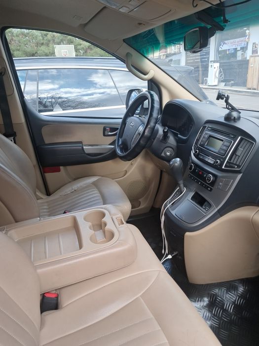 Продам Микроавтобус H1