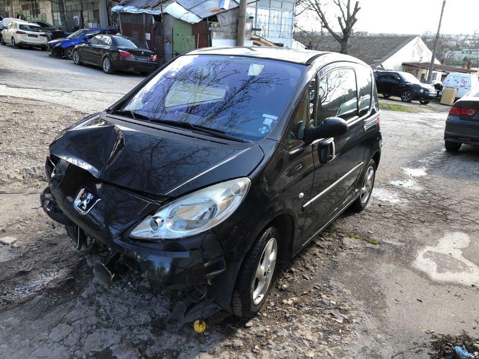 На части Peugeot 1007 1.4i Бензин 2006g KFV 54KW 73КС
