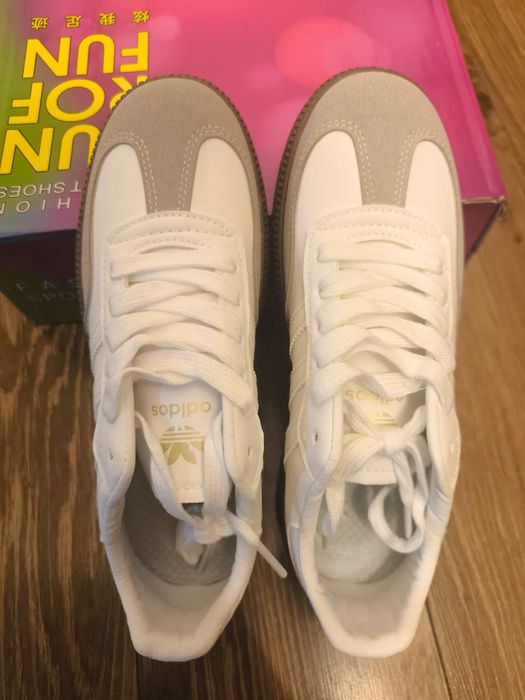 Кроссовки Adidas