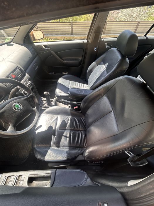 Skoda octavia 1 2.0 benzina