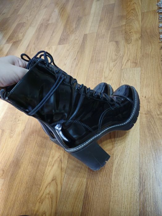 Черни боти /лачени