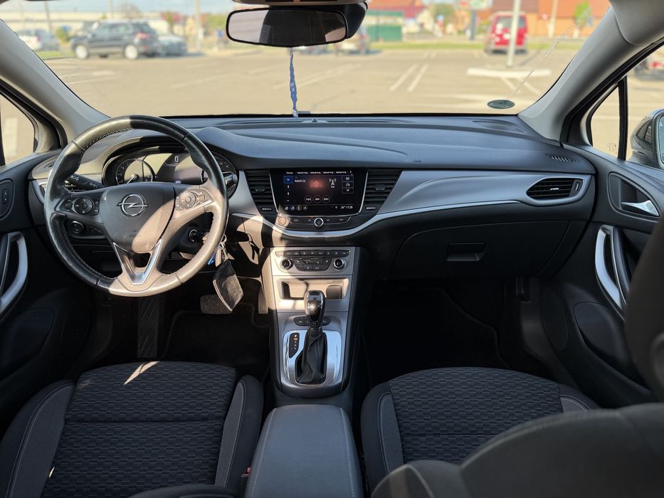 Opel Astra K / 1.5 TDCI / 2023 / Recent adus