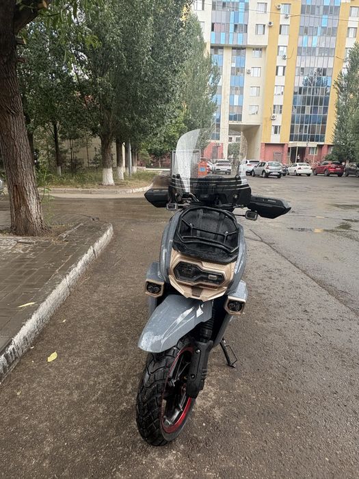Продам мопед танк про