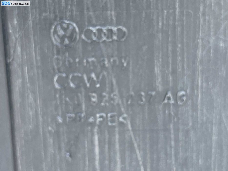 Scut Plastic Motor Volkswagen Jetta 2006 - 2011 Cod 1K0825237AG