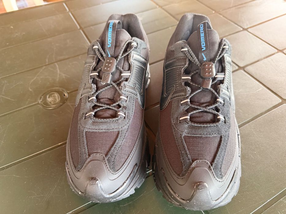 Нови с кутия Nike Vomero Zoom Roam, черни