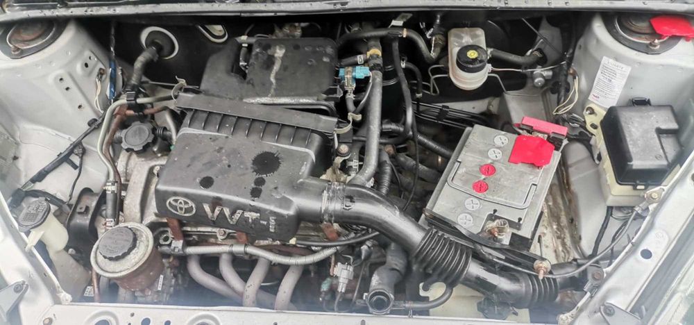 Тойота Ярис 2003г.