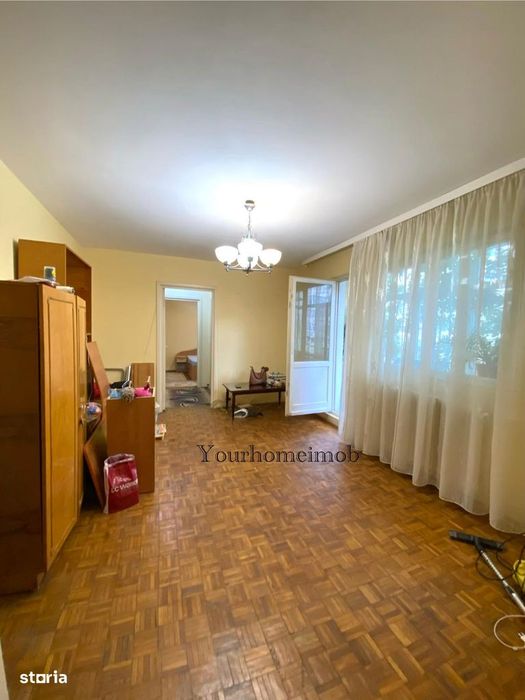 Apartament 2 camere semidecomandat, Valea Roșie – Zona Piața1/4