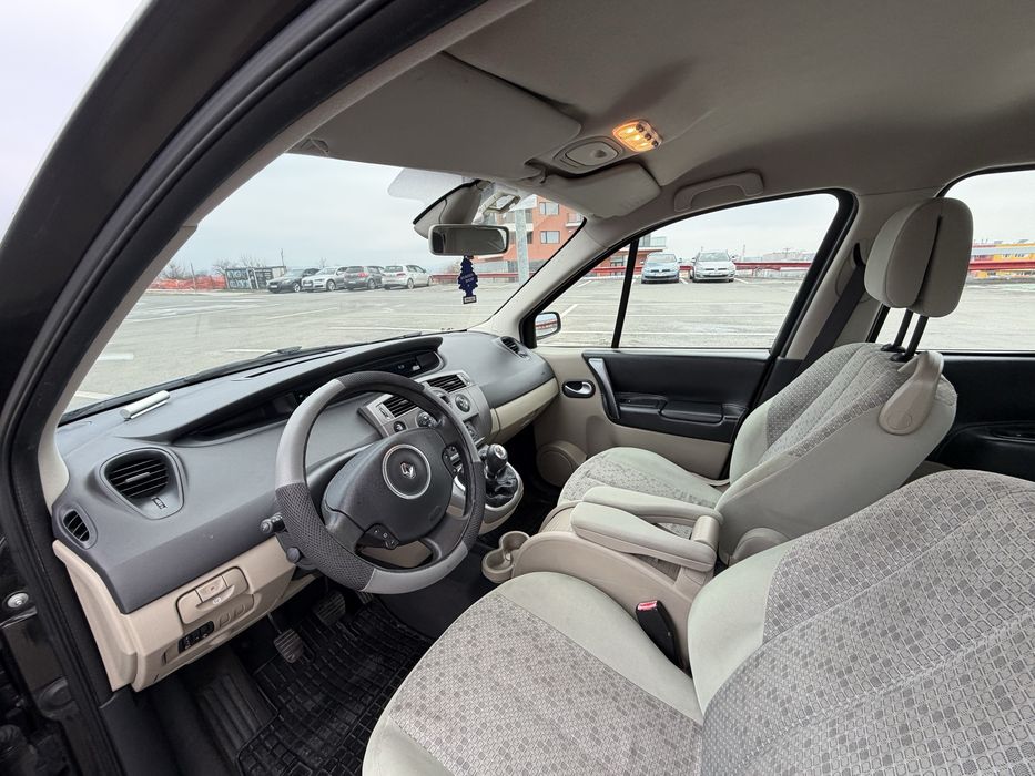 Renault Scenic 2 Facelift 1.9 Diesel 131 cai