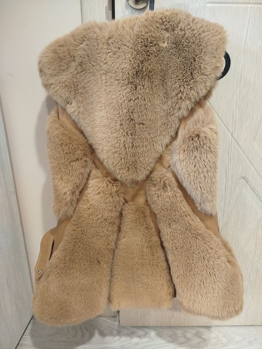 Дамски пухено елек