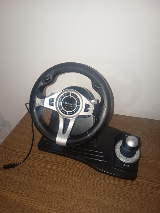 Volan gaming PC/PS3/PS4/XBOX ONE
