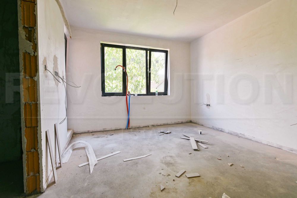 Продава се Тристаен апартамент в София, Бъкстон - 103 кв.м за 2457 €/кв.м - Снимка #5