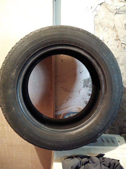 2 броя оригинални летни гуми 185 -14 цола KUMHO-ПЕРФЕКТНИ ЗА РЕЗЕРВНИ