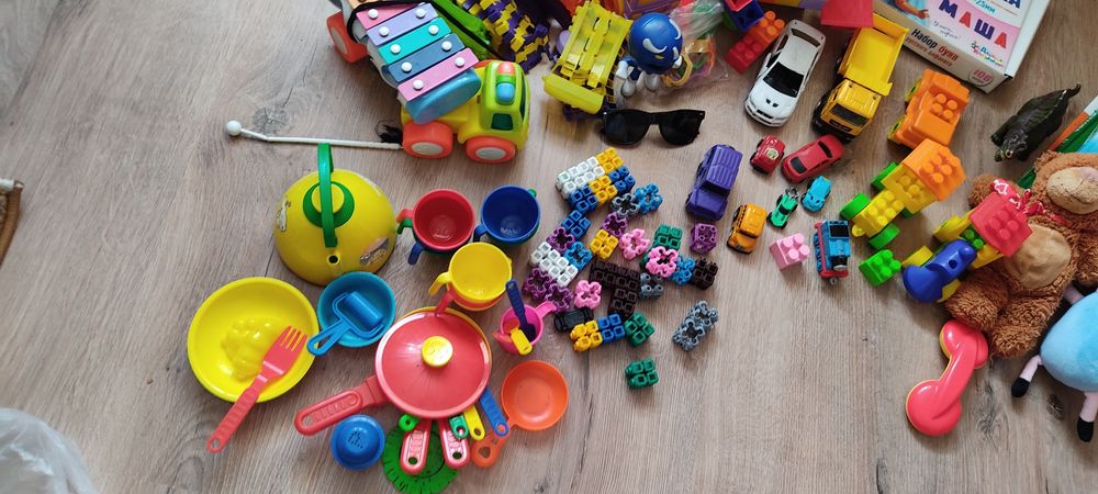 Игрушки  детские