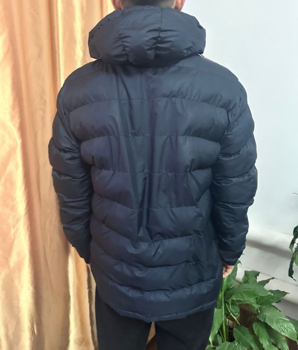 Продам зимнюю куртку