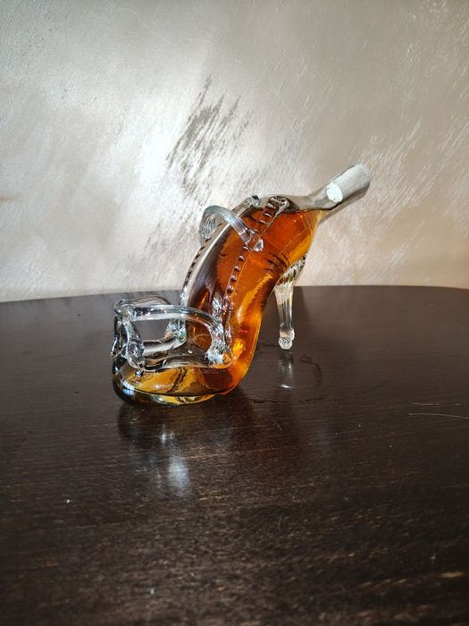 Стъклени бутилки за алкохол