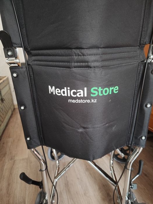 Кресло инвалидное