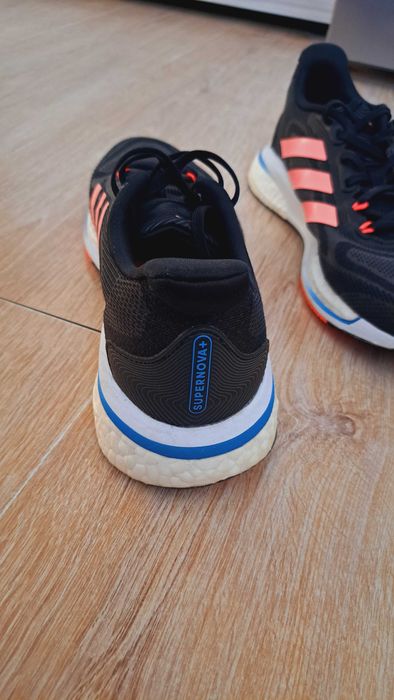 Adidas маратонки