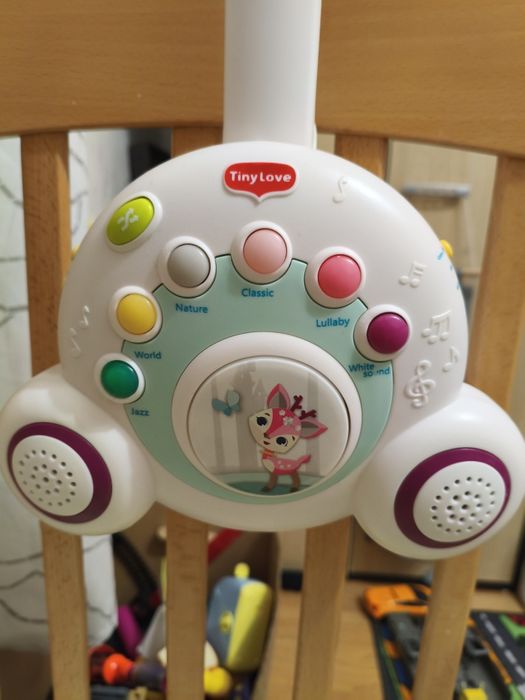 Музикална играчка за легло