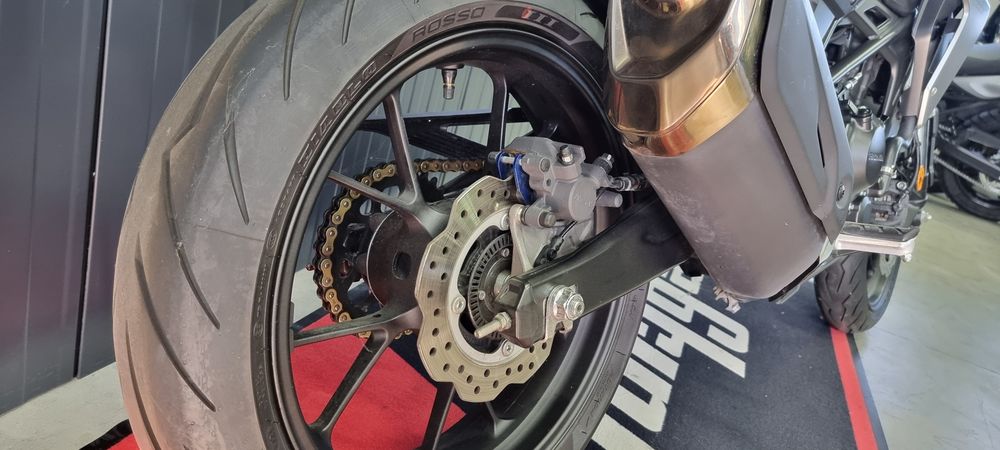 MotoFly vinde Honda CB300R an 2019 categ A2