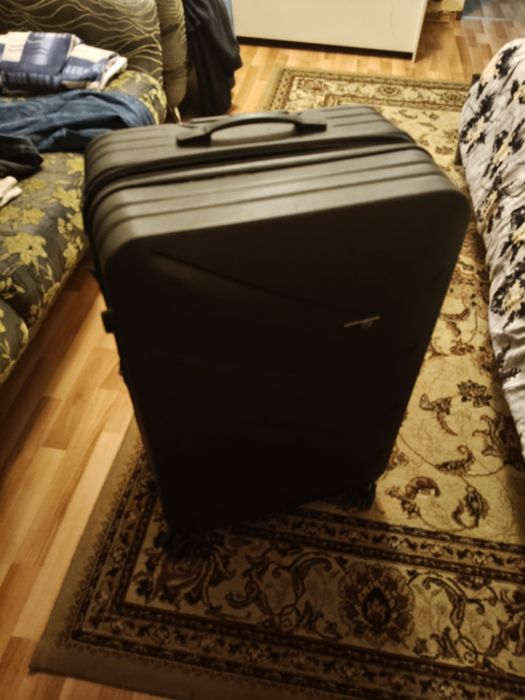 Дорожный чемодан большая